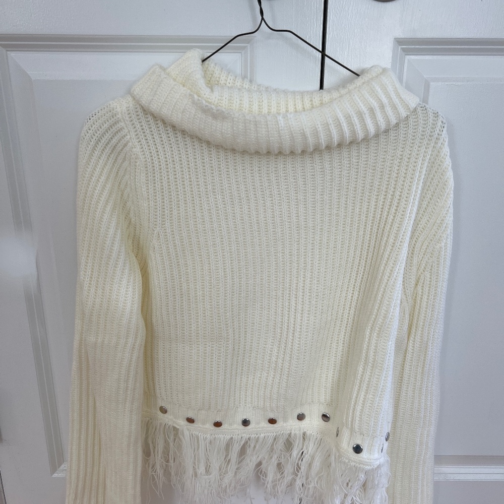 Lulus fringe cropped cream sweater size small